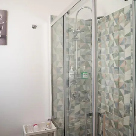 Koine Comfort Guest house *
